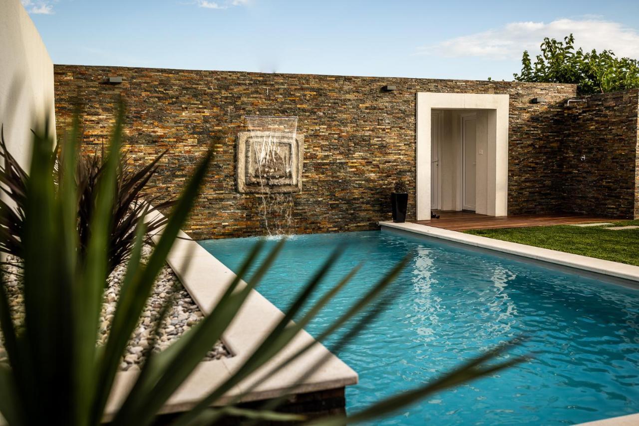 Villa Sunset Pool & Spa Apartments Zgornje Skofije Kültér fotó