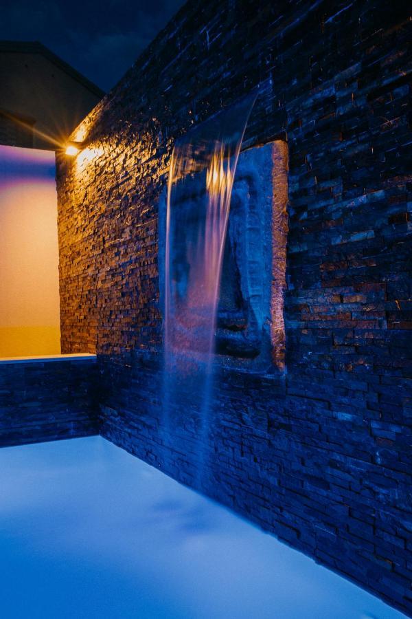 Villa Sunset Pool & Spa Apartments Zgornje Skofije Kültér fotó