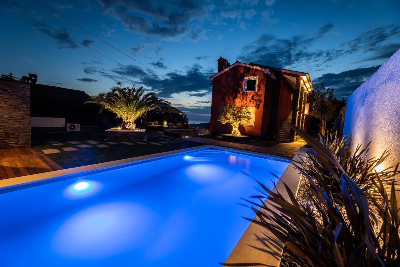 Villa Sunset Pool & Spa Apartments Zgornje Skofije Kültér fotó