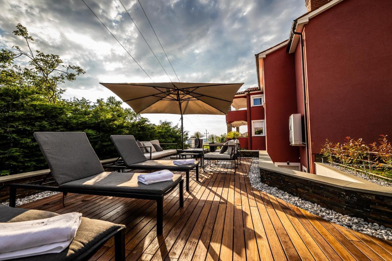 Villa Sunset Pool & Spa Apartments Zgornje Skofije Kültér fotó